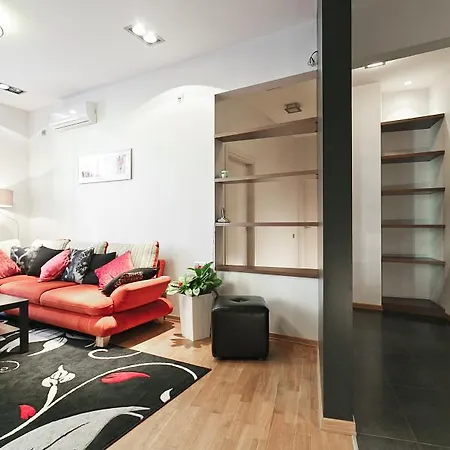 Nezavisimosti Vip Apartament Daire *