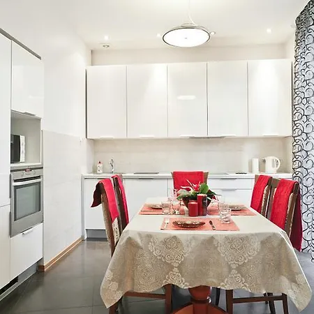 Nezavisimosti Vip Apartament * Minsk