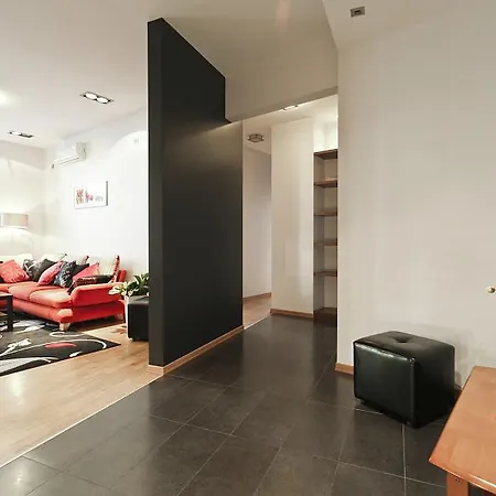 Apartment Nezavisimosti Vip Apartament