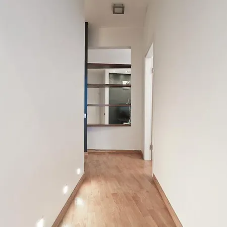 Nezavisimosti Vip Apartament Daire *